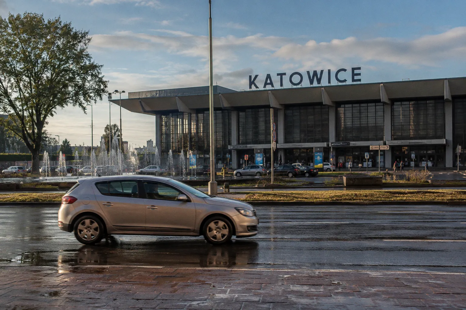 Car Rental in Katowice (Poland): Practical Guide