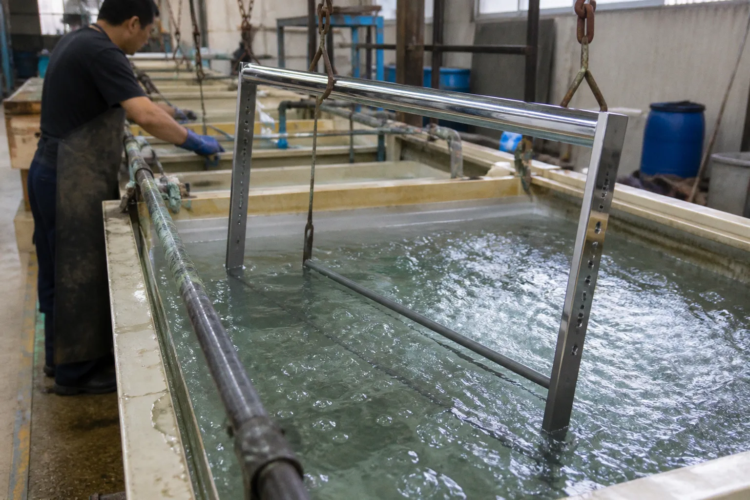 Chrome plating for retail racks: prep checklist