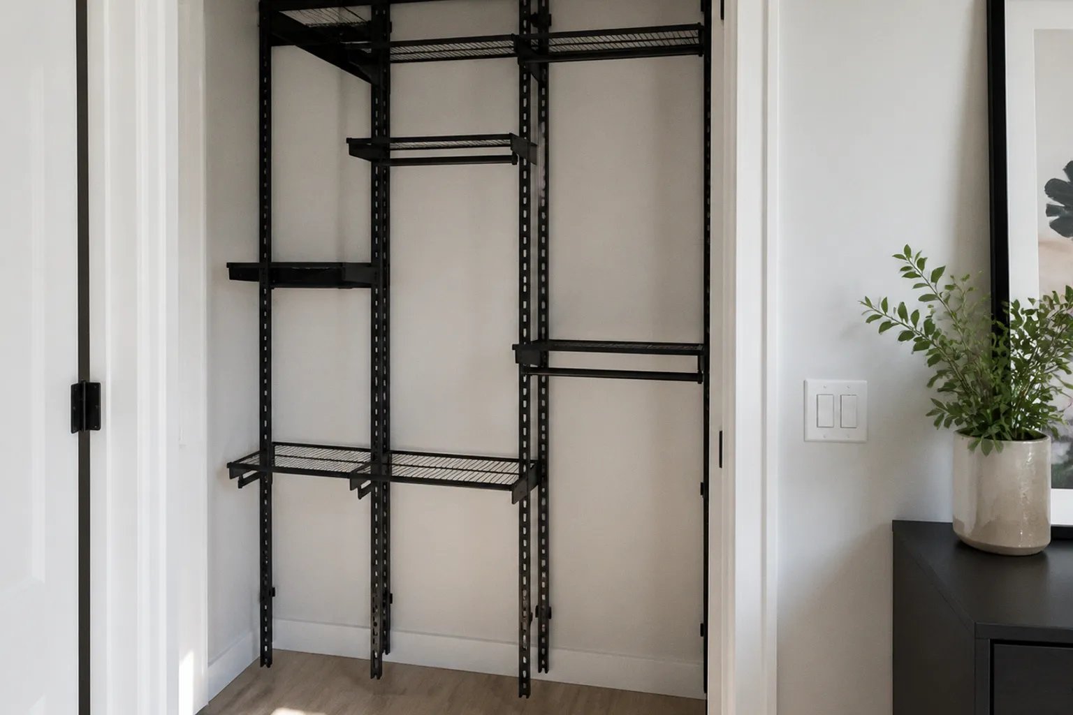 Modular closet organizer: pre-purchase checklist
