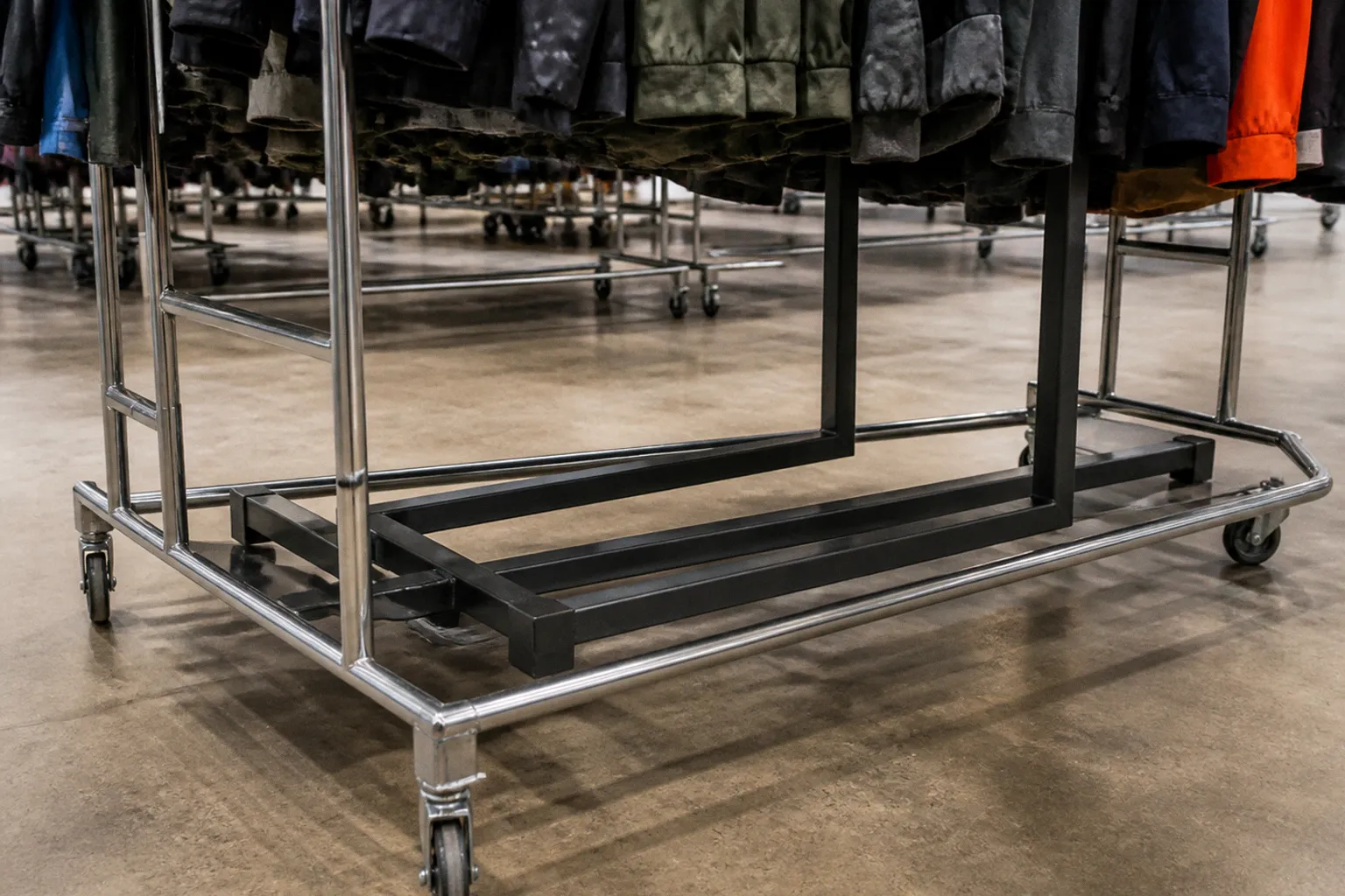 Z-Racks vs Salesman Racks: Which Rolling Frame Fits Your Store?